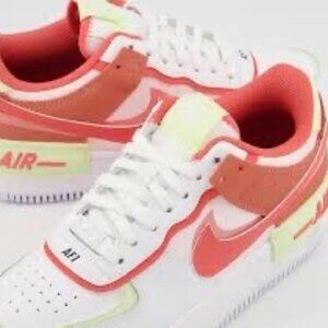 Nike Air Force 1 Shadow Sneaker WHITE/ MAGIC EMBER/ CRIMSON